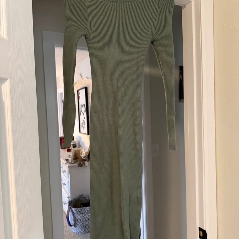 Nine West Olive Green Ribbed Midi Dress